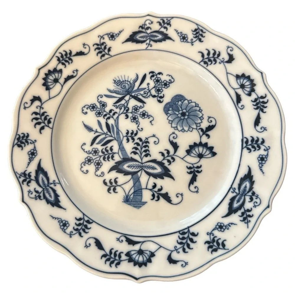 Blue Danube Floral Dinner Plates Set of 8 Blue Onion‎ Scalloped Edge